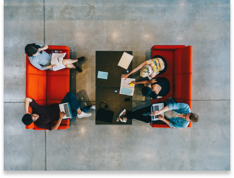 Solve 100+ renowned business cases in teams of 3-4